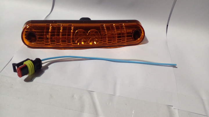 Faro delimitador ambar superior c/led 24 volts  c/conector i/d - Imagen principal