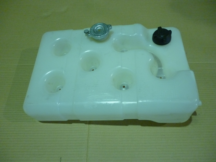 Tanque agua circulacion radiador mb oh1518 - Imagen principal