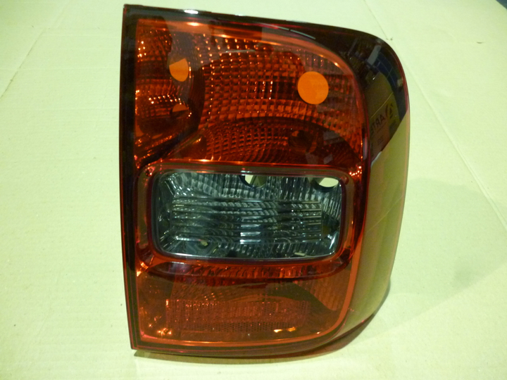 Faro trasero fume der - Imagen principal