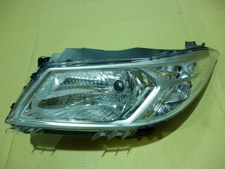 Semioptica izq - Imagen principal