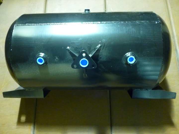 Tanque aire 75 lts (3 salidas) - Imagen principal