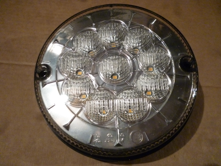 Faro trasero cristal reversa 24v i/d - Imagen principal