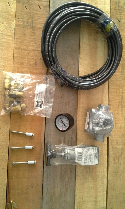 Levante neumatico grande camion remolque sin esparragos guia - Vista 3