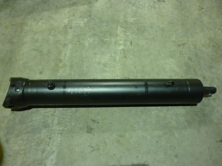 Cilindro hidraulico 197-5tramos 6215apertura cazamba librelato - Imagen principal