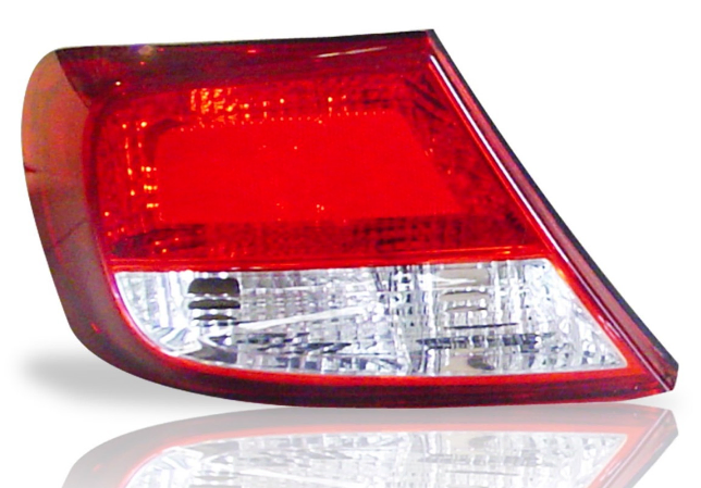 Faro trasero cristal rojo der - Imagen principal