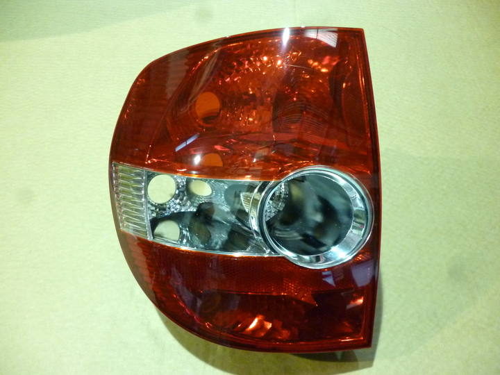 Faro trasero izq - Imagen principal
