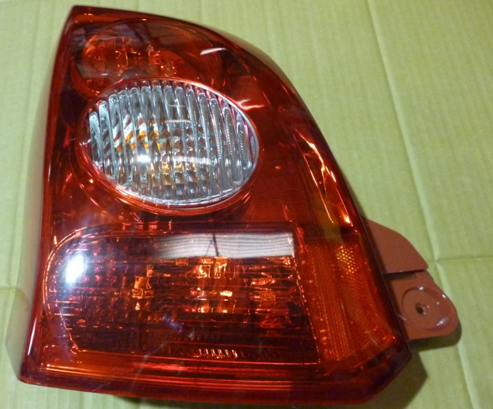 Faro trasero bicolor izq - Imagen principal