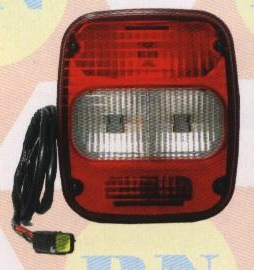 Faro trasero bicolor c/conector der - Imagen principal