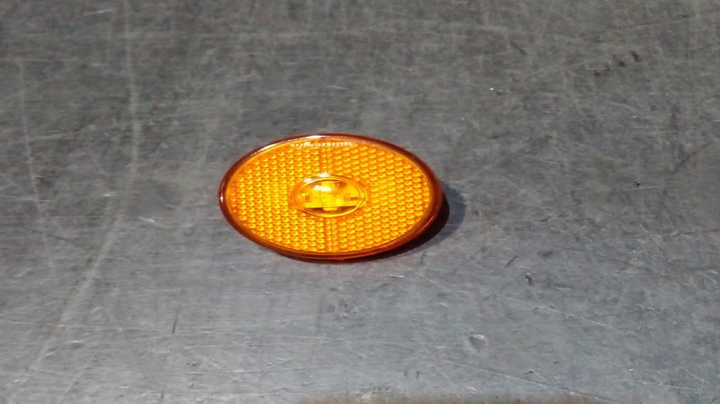 Faro lat.bivolt s/sop.s/conect ambar led i/d - Imagen principal