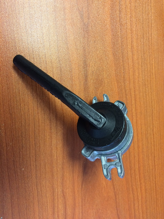 Valv 4 vias para baranda cisternas - Imagen principal