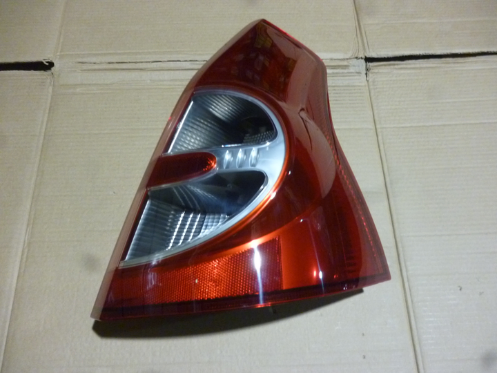 Faro trasero der - Imagen principal