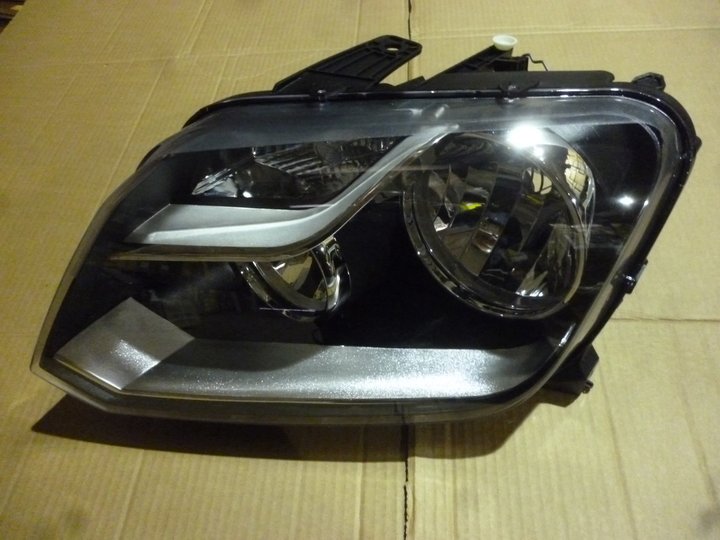 Semioptica izq - Imagen principal