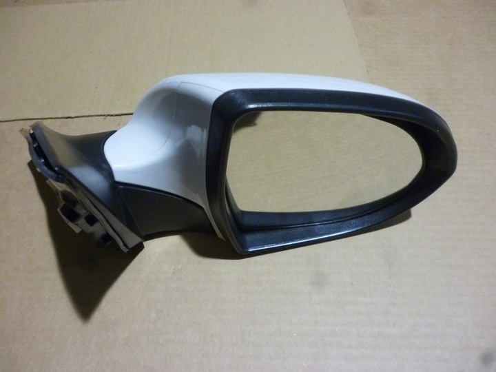 Espejo exterior con lampara al costado der - Imagen principal