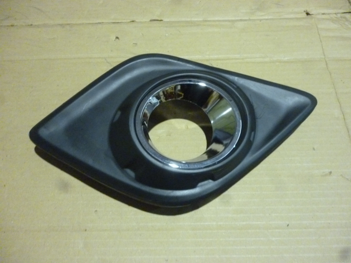 Carcaza faro auxiliar izq - Imagen principal