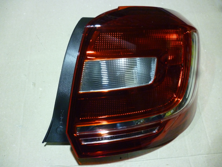 Faro trasero bicolor der - Imagen principal