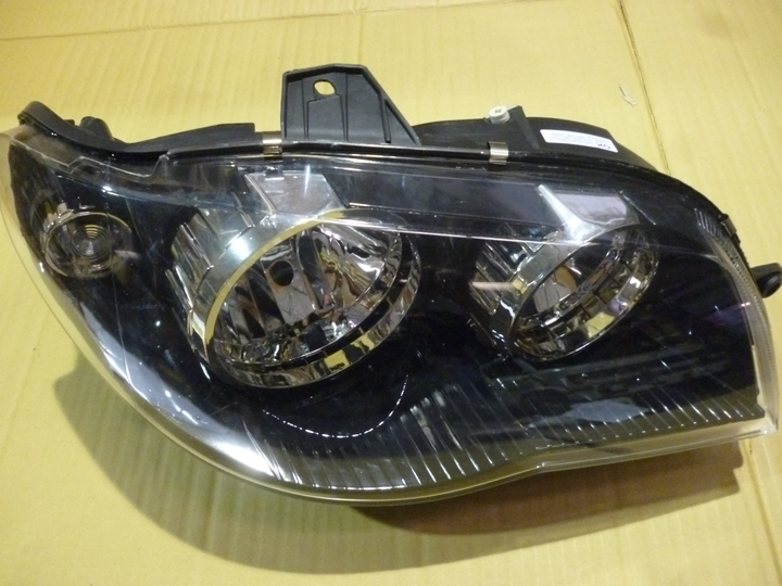 Semioptica fondo negro. aro cromado der - Imagen principal