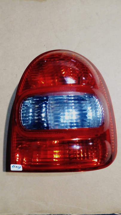 Faro trasero bicolor 3pt der - Imagen principal