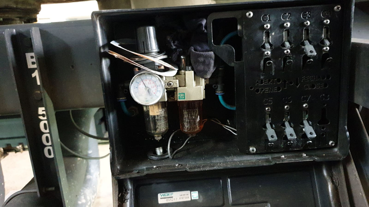 Caja de comando c/valvulas tic tac cisterna combustible - Imagen principal
