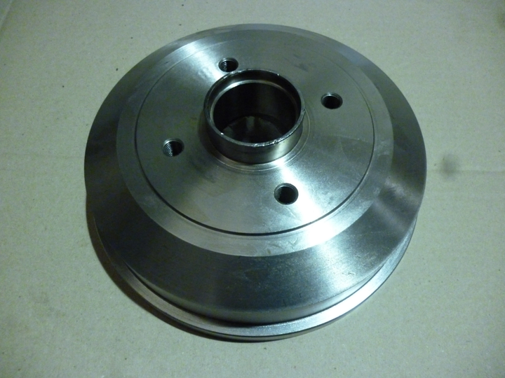 Campana trasera c/maza i/d - Imagen principal