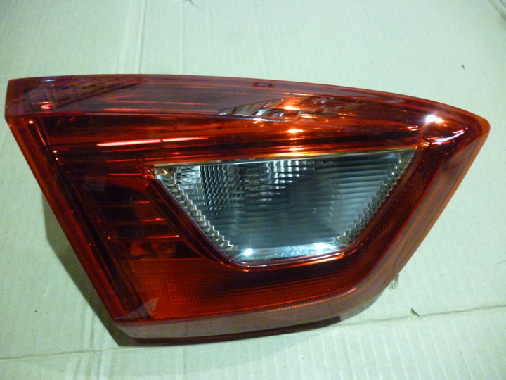 Faro trasero bicolor interior izq - Imagen principal