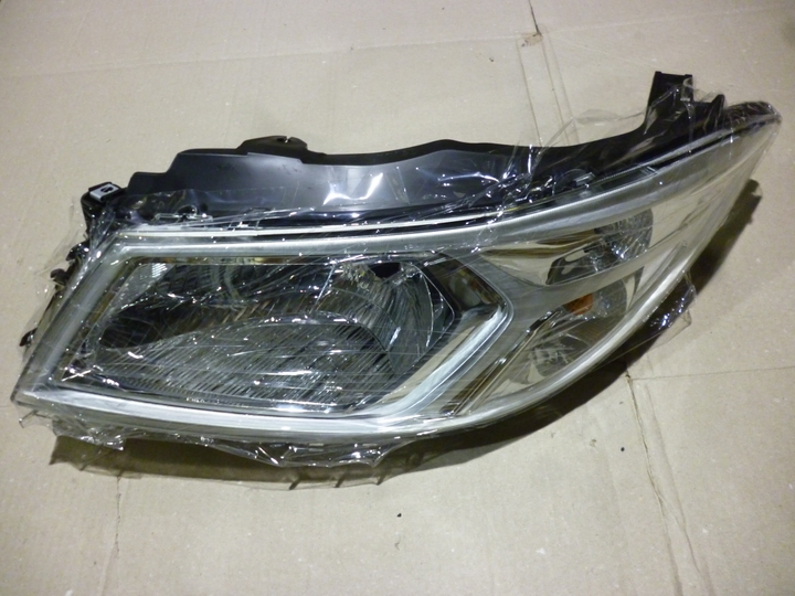 Semioptica con mascara cromada izq - Imagen principal