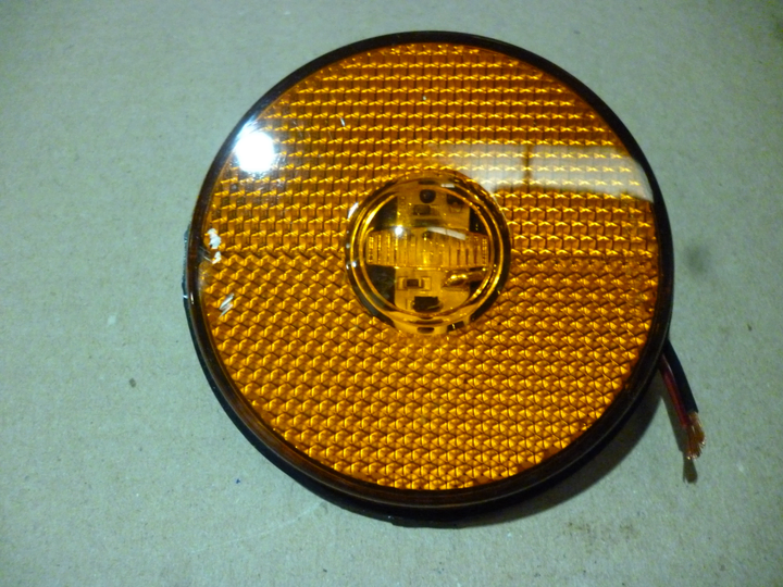 Faro lateral led 88mm sin soporte y con cable bivolt amb i/d - Imagen principal