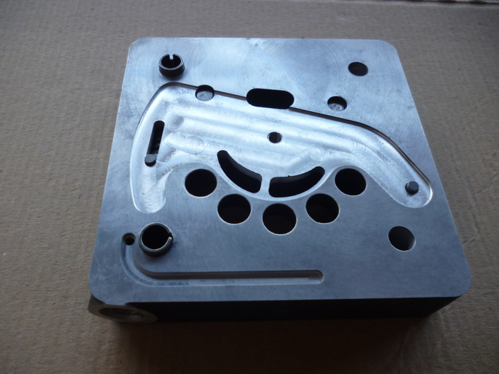 Entretapa compresor - Imagen principal