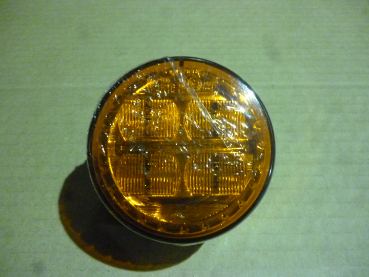 Faro ambar direccional bivolt led i/d - Imagen principal