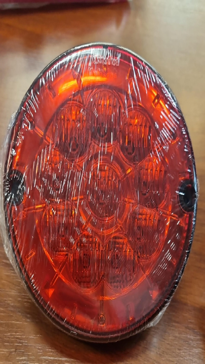 Faro trasero rojo posicion/freno 24v led i/d - Vista 3