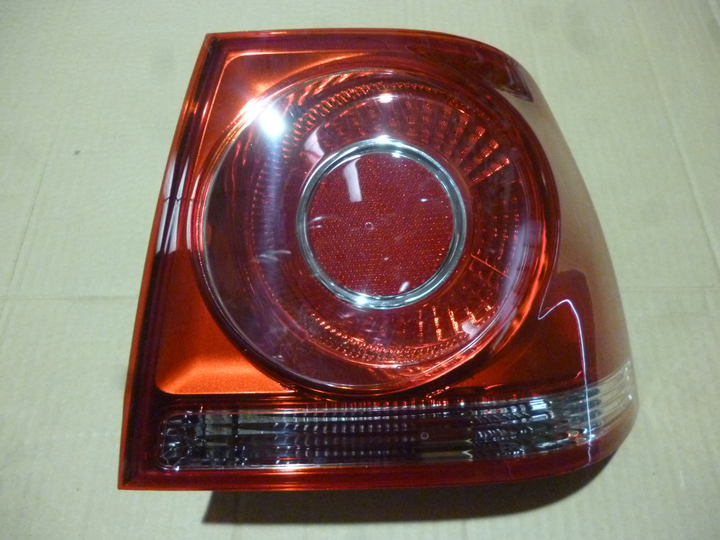 Faro trasero exterior der - Imagen principal