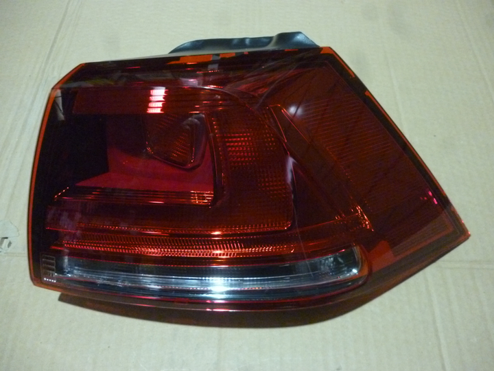 Faro trasero der - Imagen principal