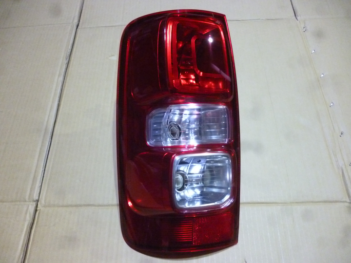 Faro trasero izq - Imagen principal