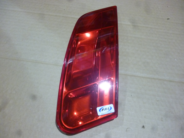 Faro trasero rojo interior der - Imagen principal