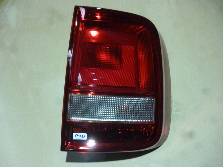 Faro trasero bicolor der - Imagen principal