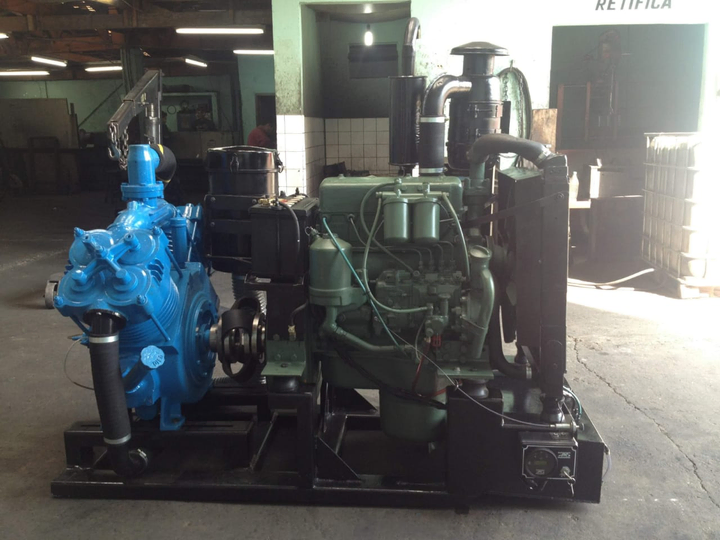 Motocompresor br300 para colocar en silo 36m3 librelato - Imagen principal