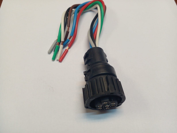 Conector 7 vias i/d - Imagen principal