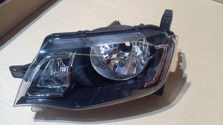 Semioptica manual izq - Imagen principal