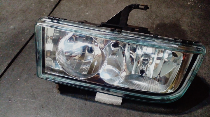 Semioptica h7/h1 izq - Imagen principal