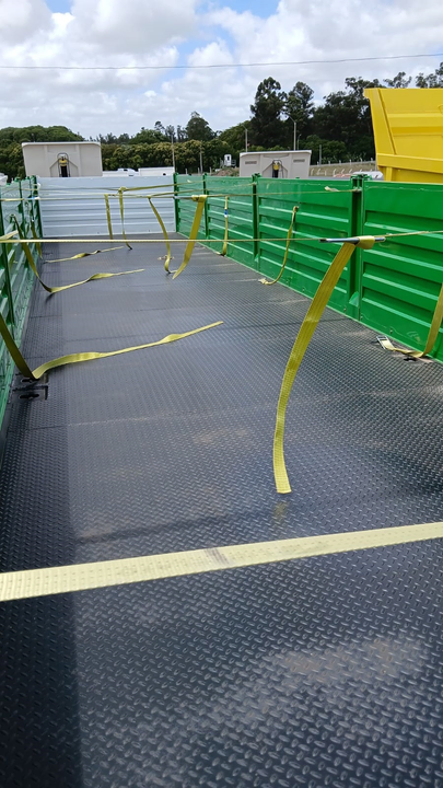 Semi con barandas 15250mm 8pinos 2+1e susp.neum ebs-balanza - Vista 4