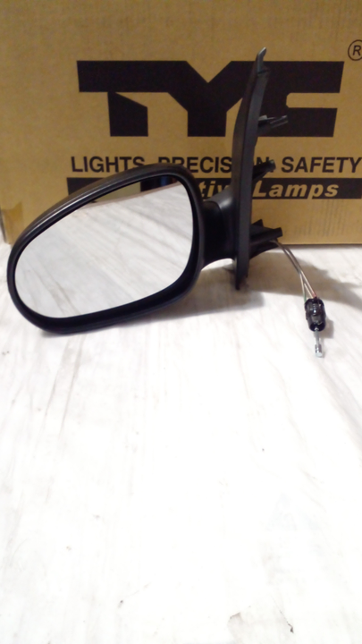 Espejo exterior izq - Imagen principal