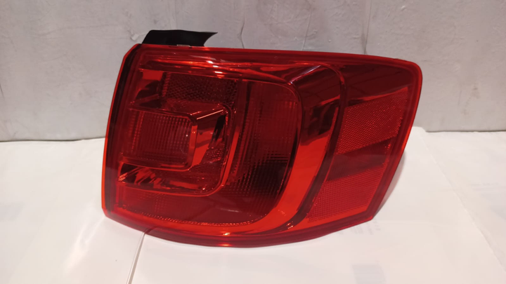 Faro trasero der - Imagen principal