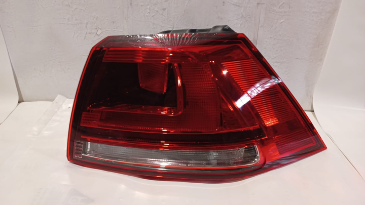 Faro trasero der - Imagen principal