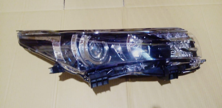 Semioptica cromada der - Imagen principal