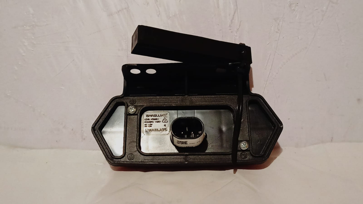 Faro lateral led bivolt rojo c/soporte mod.actual i/d - Vista 2