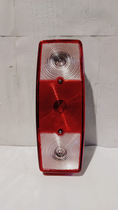 Faro trasero s/vigia bicolor i/d - Imagen principal