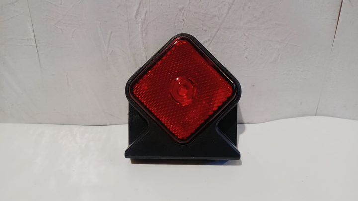 Faro lateral rojo c/soporte 12/24v i/d - Imagen principal