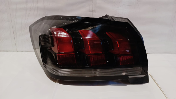 Faro trasero izq - Imagen principal