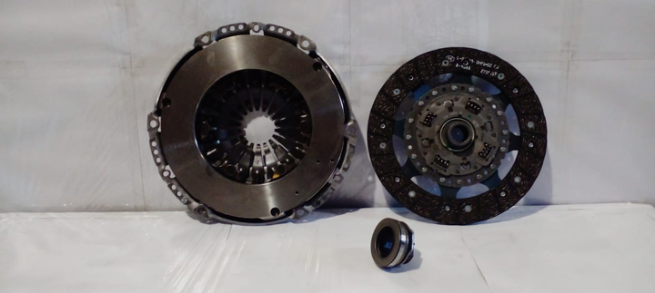 Kit embrague con ruleman 240/21e - Imagen principal