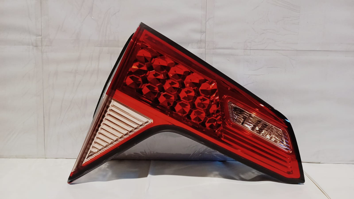 Faro marcha atras izq - Imagen principal