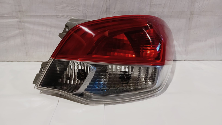 Faro trasero der - Imagen principal